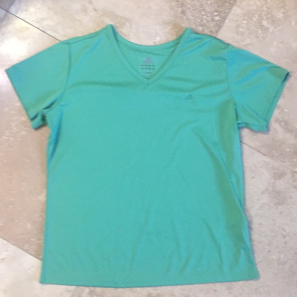 Like new green adidas workout tee!